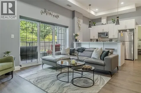 3817 Howard Avenue Windsor ON N9E 0B5