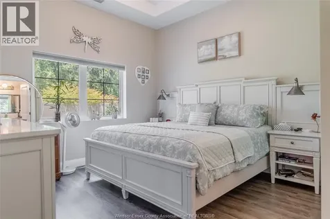 3817 Howard Avenue Windsor ON N9E 0B5
