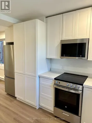 659 Vaughan Road Toronto (oakwood Village) ON M6E 2Y4