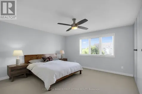 104 Gracewood Crescent Ottawa ON K1T 0J5