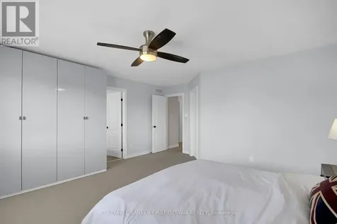 104 Gracewood Crescent Ottawa ON K1T 0J5