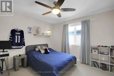 104 Gracewood Crescent Ottawa ON K1T 0J5