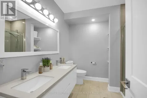 104 Gracewood Crescent Ottawa ON K1T 0J5