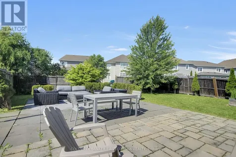 104 Gracewood Crescent Ottawa ON K1T 0J5