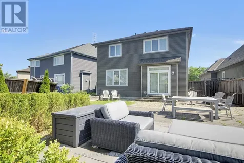 104 Gracewood Crescent Ottawa ON K1T 0J5
