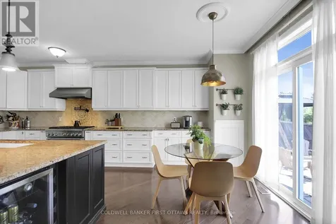 104 Gracewood Crescent Ottawa ON K1T 0J5