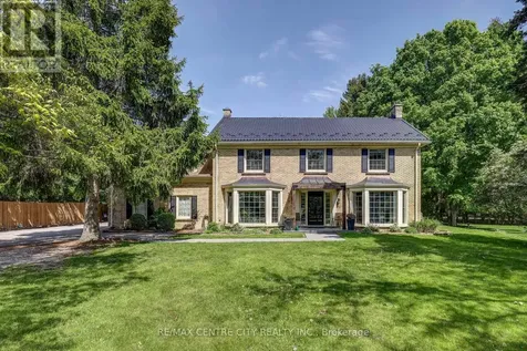 339 Sunset Drive Central Elgin ON N5R 3C6