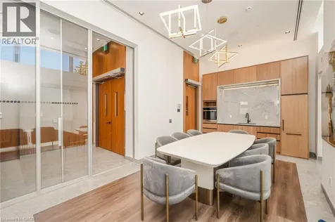 509 Dundas Street West Oakville ON L6M 5P4