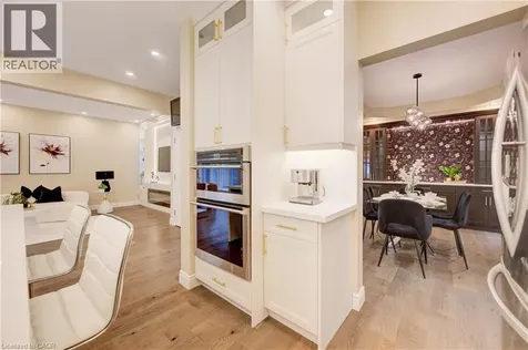 252 Gravel Ridge Trail Kitchener ON N2E 0C5