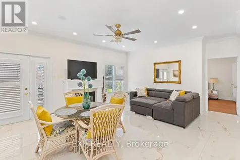225 Ellis Crescent Milton (de Dempsey) ON L9T 6B5