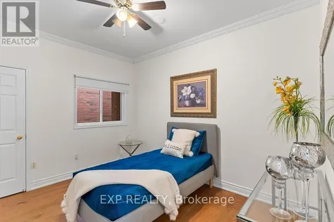 225 Ellis Crescent Milton (de Dempsey) ON L9T 6B5