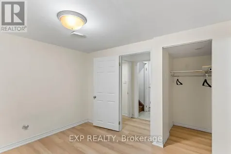 225 Ellis Crescent Milton (de Dempsey) ON L9T 6B5