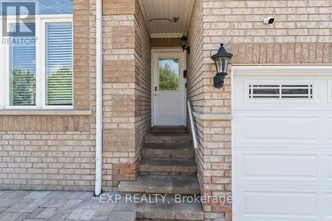225 Ellis Crescent Milton (de Dempsey) ON L9T 6B5