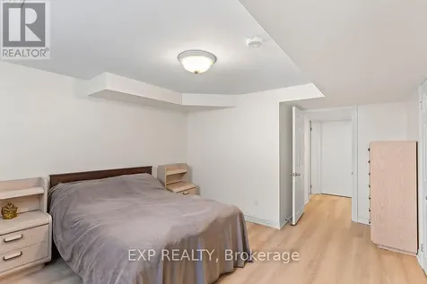 225 Ellis Crescent Milton (de Dempsey) ON L9T 6B5