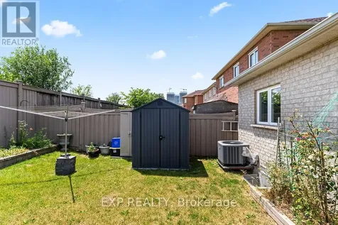 225 Ellis Crescent Milton (de Dempsey) ON L9T 6B5
