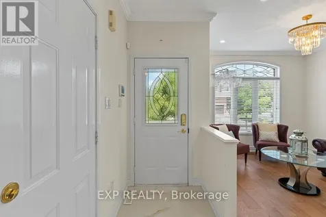 225 Ellis Crescent Milton (de Dempsey) ON L9T 6B5