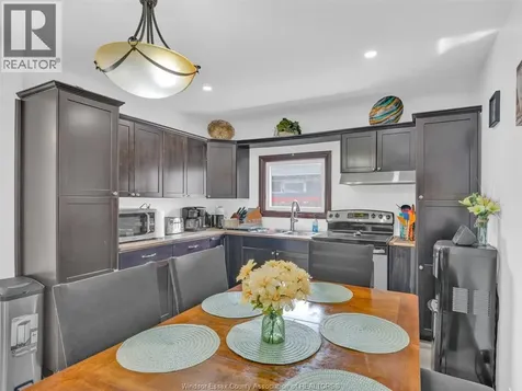 2696 Meldrum Road Windsor ON N8W 4G2