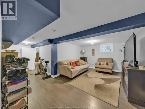 2696 Meldrum Road Windsor ON N8W 4G2