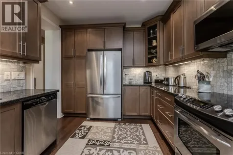 2330 Valleyridge Drive Oakville ON L6M 5C7