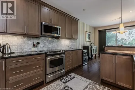 2330 Valleyridge Drive Oakville ON L6M 5C7