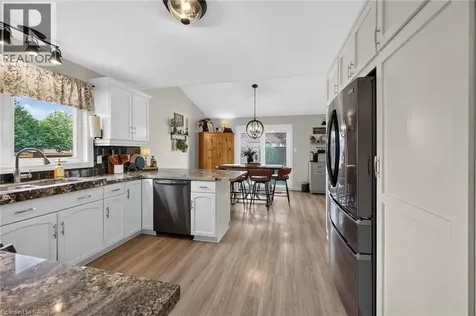 7 Etherington Crescent Binbrook ON L0R 1C0