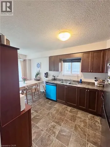452 Beaumont Crescent Kitchener ON N2A 0C4