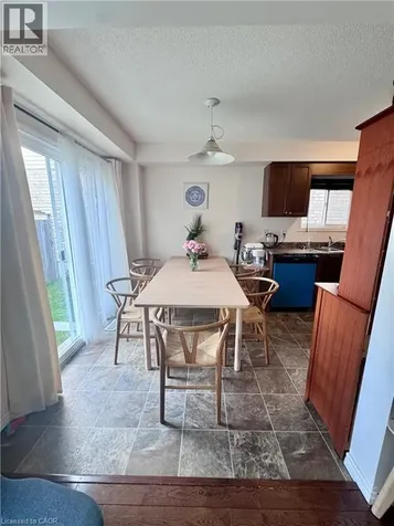 452 Beaumont Crescent Kitchener ON N2A 0C4