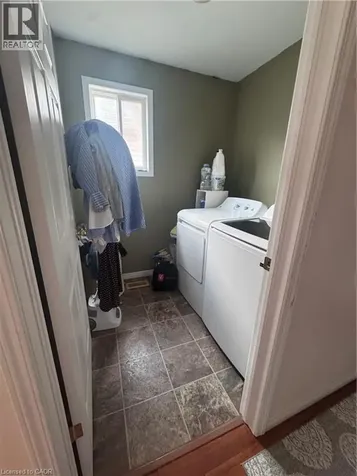 452 Beaumont Crescent Kitchener ON N2A 0C4