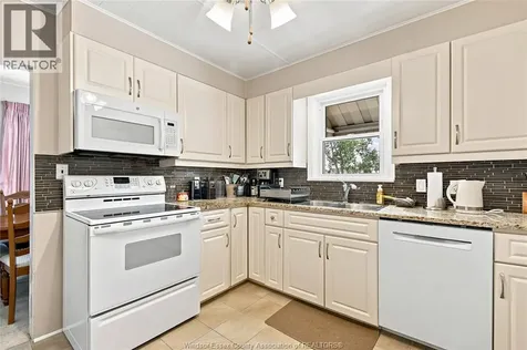 889 Patrice Drive Windsor ON N8S 2R7