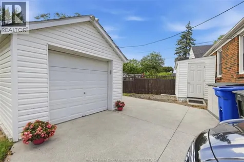 889 Patrice Drive Windsor ON N8S 2R7