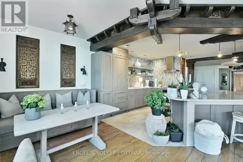 40 Boteler Street Ottawa ON K1N 9C8
