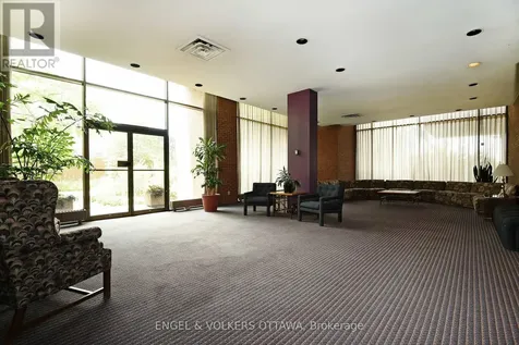 40 Boteler Street Ottawa ON K1N 9C8
