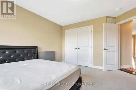 1007 Hydrangea Avenue Ottawa ON K4M 0L4
