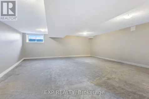 1007 Hydrangea Avenue Ottawa ON K4M 0L4