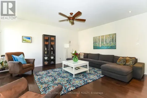 2744 Grand Vista Circle Ottawa ON K2J 0W6
