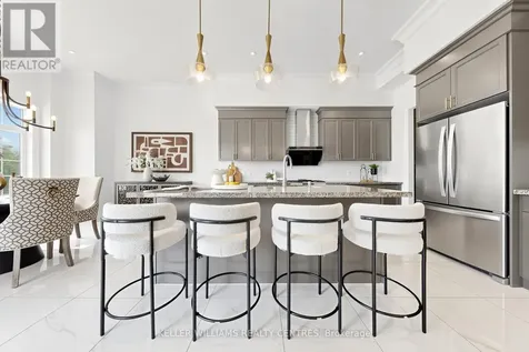 36 Blenheim Circle Whitby ON L1P 0E3