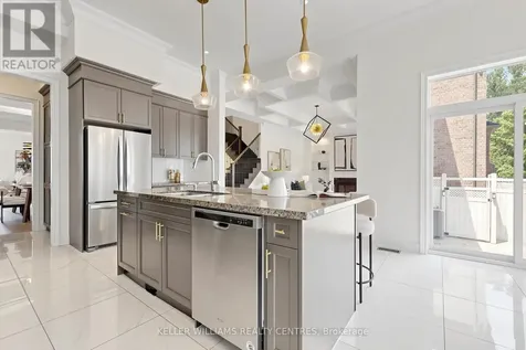36 Blenheim Circle Whitby ON L1P 0E3