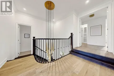36 Blenheim Circle Whitby ON L1P 0E3