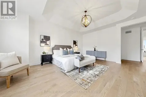 36 Blenheim Circle Whitby ON L1P 0E3