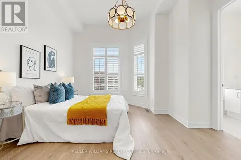 36 Blenheim Circle Whitby ON L1P 0E3
