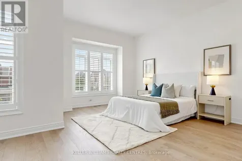 36 Blenheim Circle Whitby ON L1P 0E3
