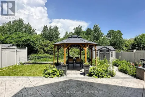 36 Blenheim Circle Whitby ON L1P 0E3