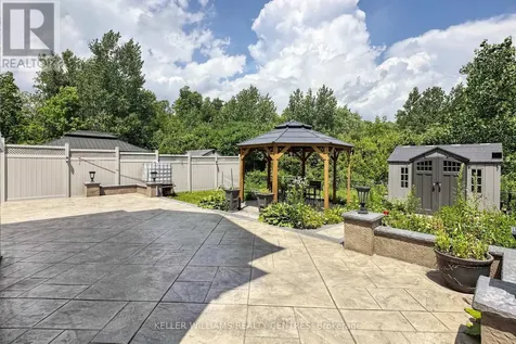 36 Blenheim Circle Whitby ON L1P 0E3
