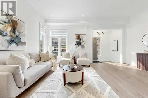 36 Blenheim Circle Whitby ON L1P 0E3
