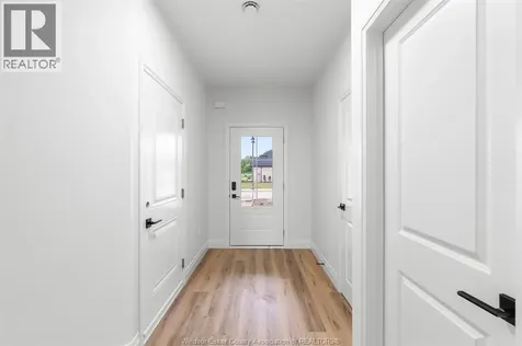 156 Mclellan Avenue Amherstburg ON N9V 0H1