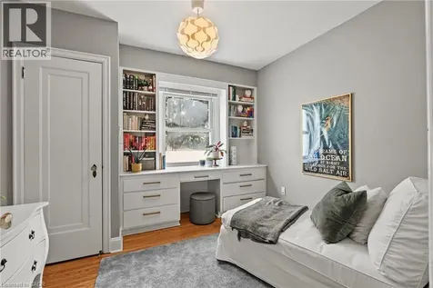 88 Rothsay Avenue Hamilton ON L8M 3G1