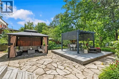 88 Rothsay Avenue Hamilton ON L8M 3G1