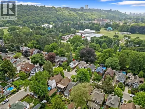 88 Rothsay Avenue Hamilton ON L8M 3G1