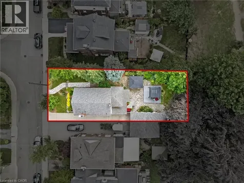 88 Rothsay Avenue Hamilton ON L8M 3G1