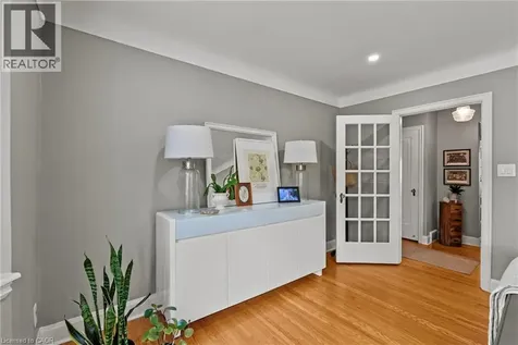 88 Rothsay Avenue Hamilton ON L8M 3G1